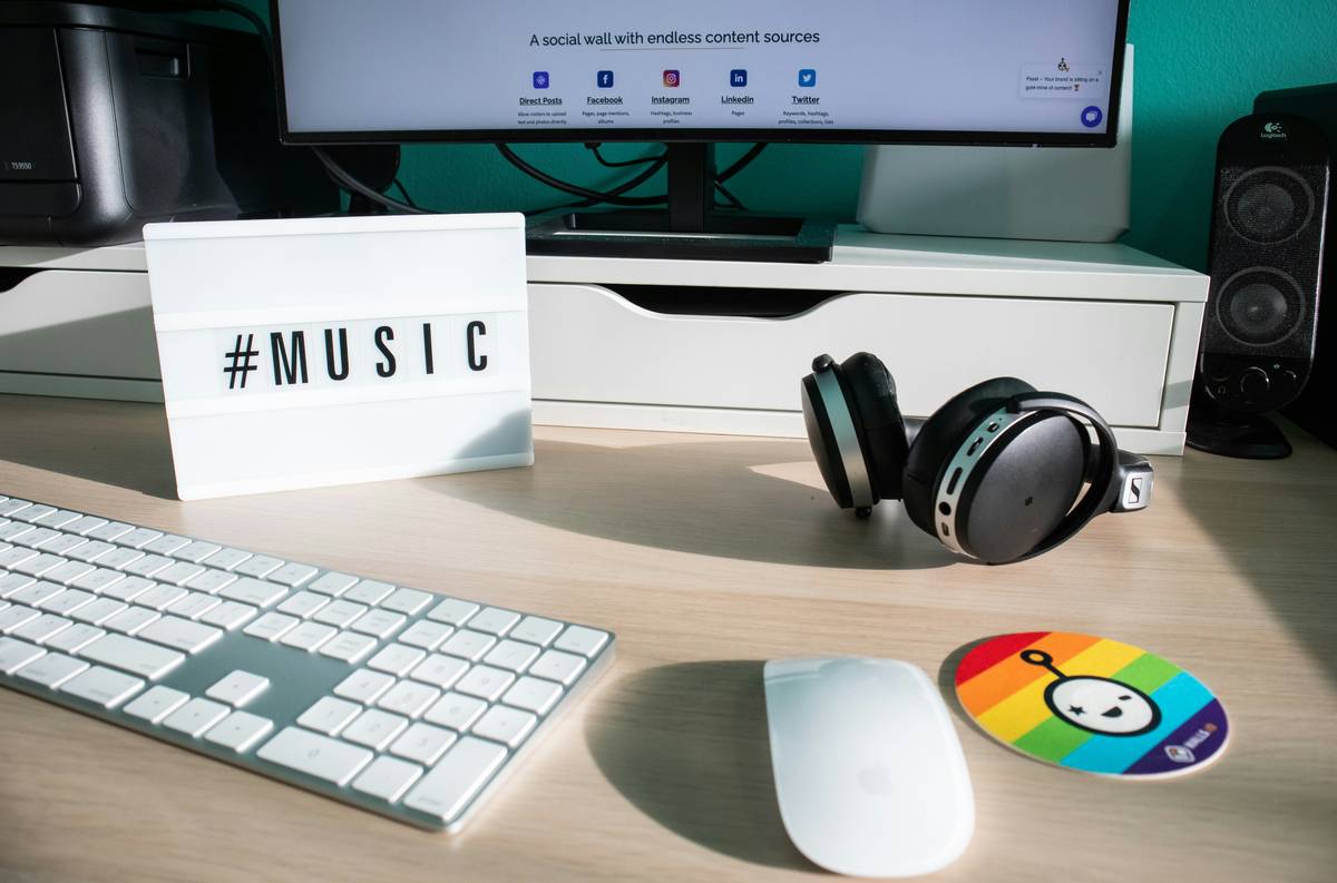 How Hypnosis Apps Can Transform Your Task Management (Yes, Really)