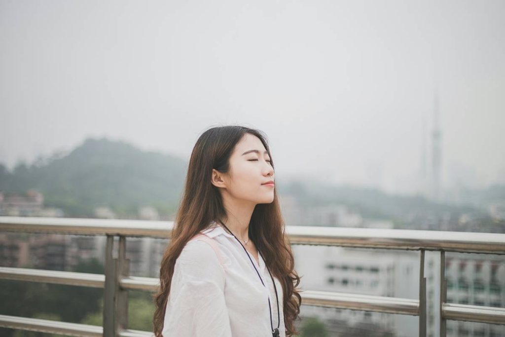How Hypnosis Apps Can Unlock Mental Clarity (And Why Most People Get It Wrong)